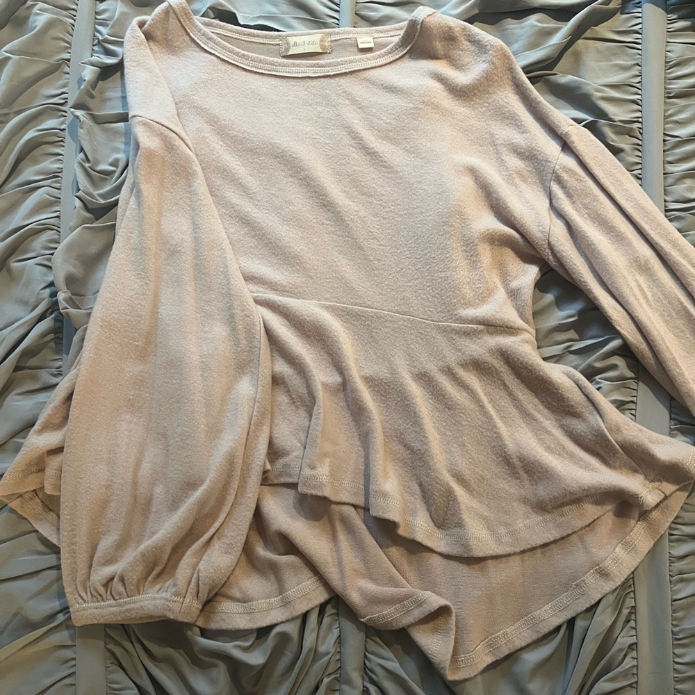 Altar’d state sweater